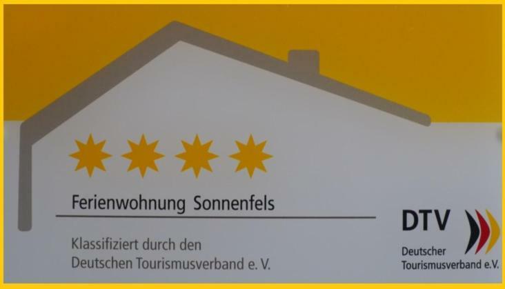 באד אמס Ferienwohnung Sonnenfels **** מראה חיצוני תמונה
